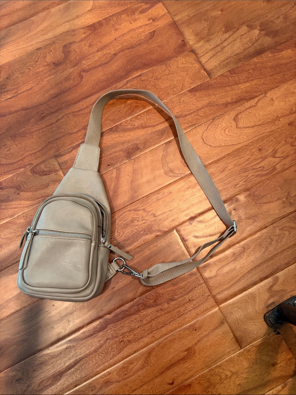 Antik Kraft Vegan Leather Anti-Theft Rfid Crossbody Sling Bag